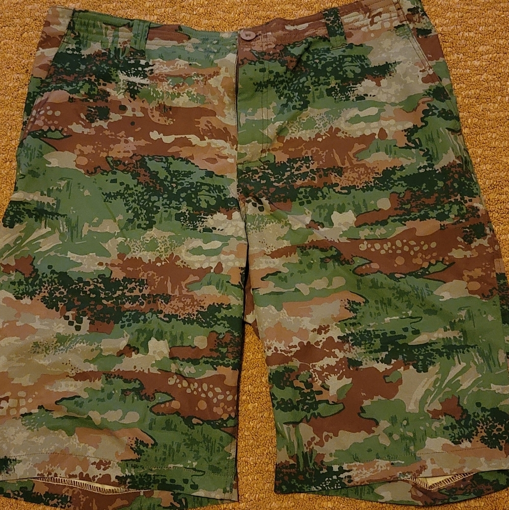 Burton shorts